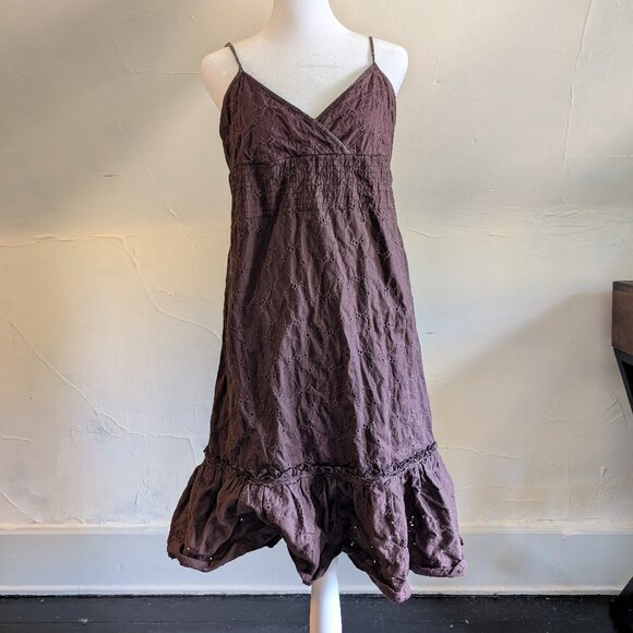 bebe vintage y2k brown gauzy ruffle hem drop waist midi dress (XS) - Picture 1 of 7